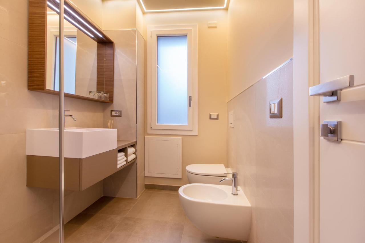 Arkadia Rooms & Apartments Кальяри Экстерьер фото